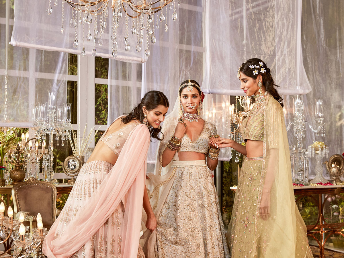 7 FABULOUS LEHENGA DETAILS YOU WILL FALL IN LOVE WITH!